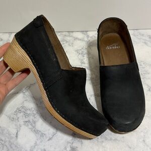 Dansko Mavis black leather shoes clogs wooden nursing size 9